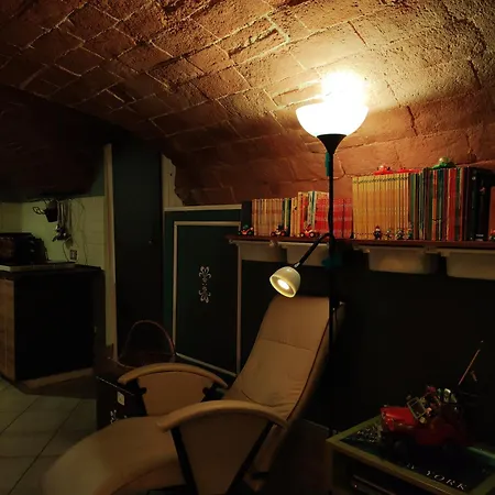 La Tana Di Topolino * إيمولا